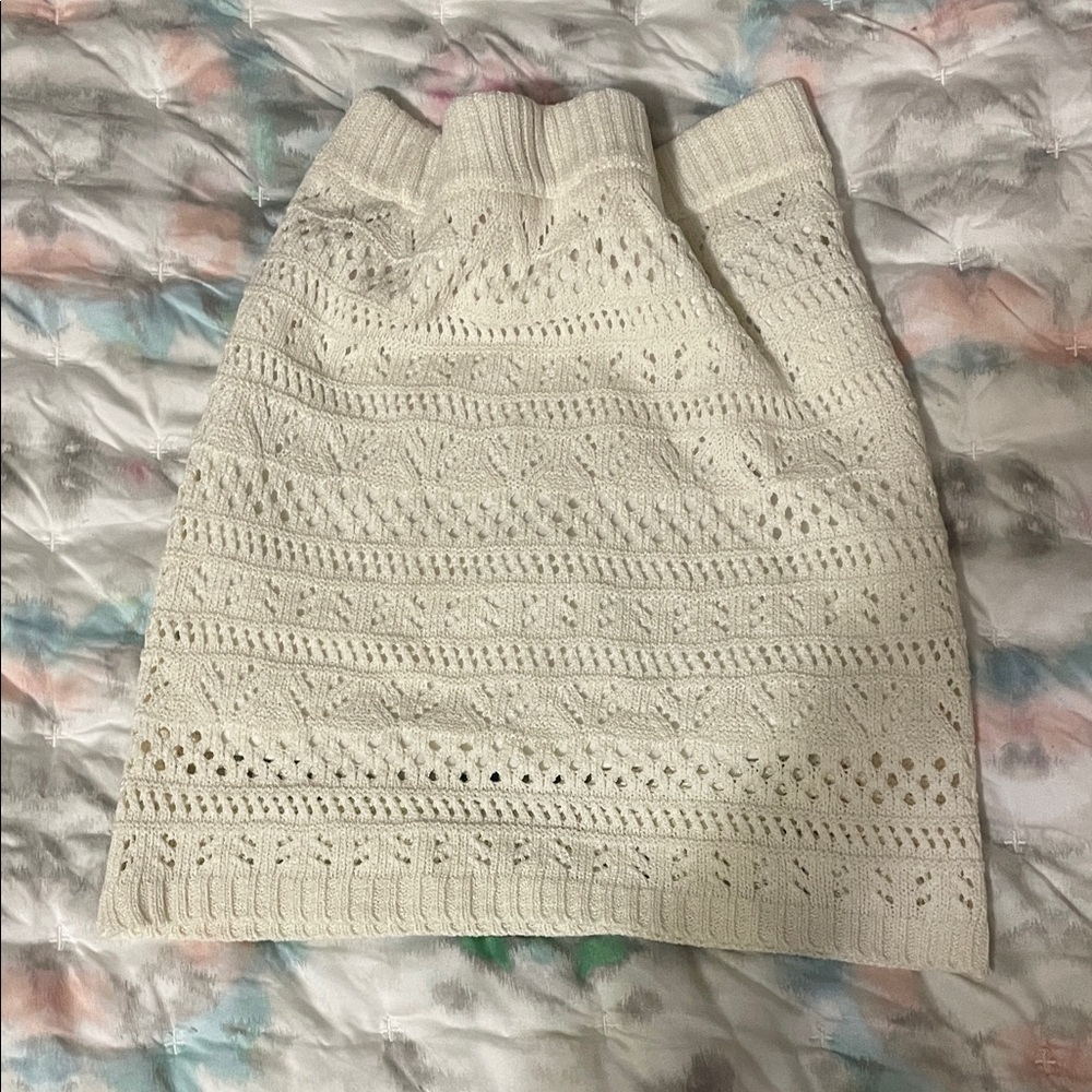 Elegant Cream Lace Skirt